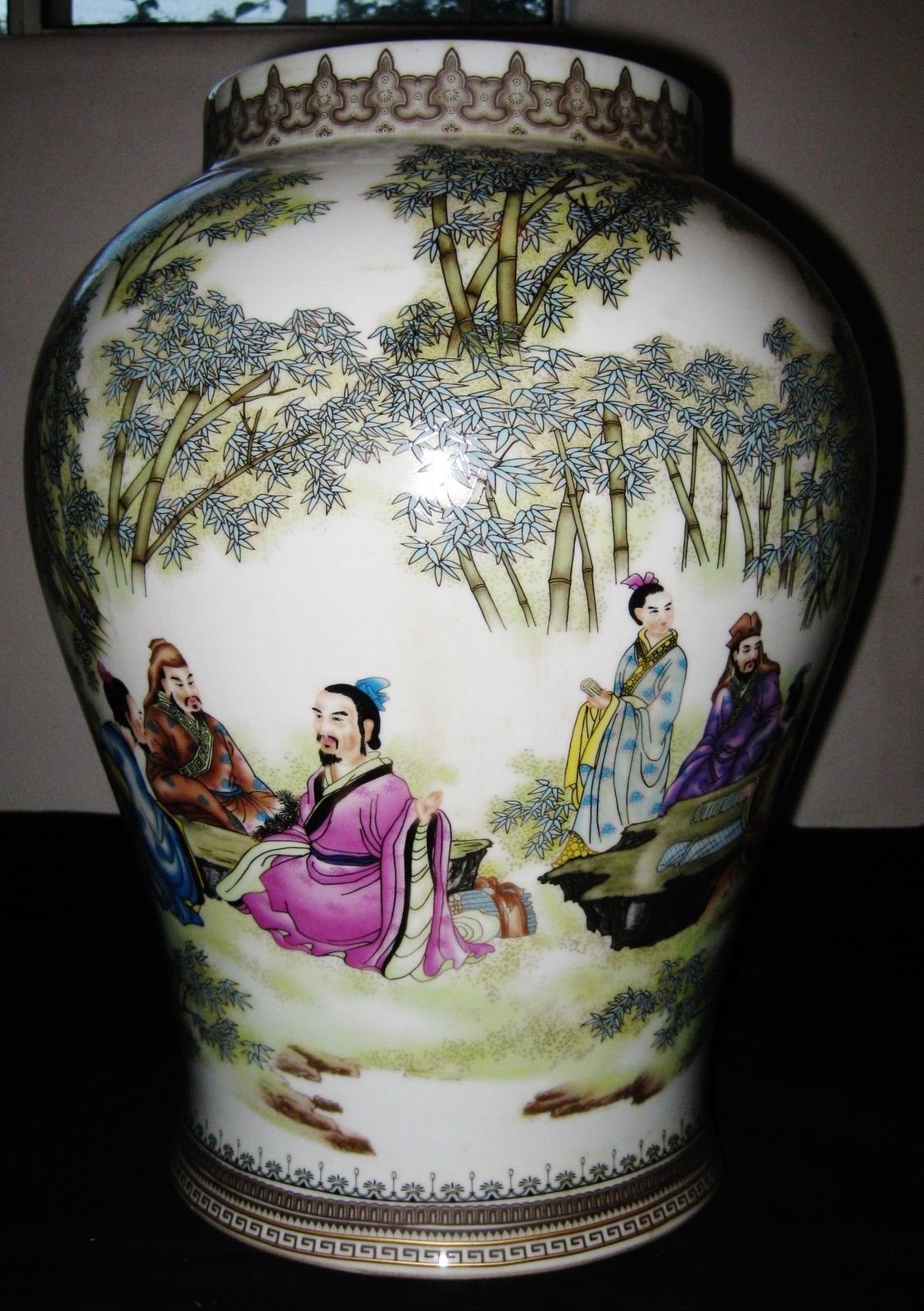 Antique Chinese Figures Hand Painted Porcelain Vase, YongZheng Mark.