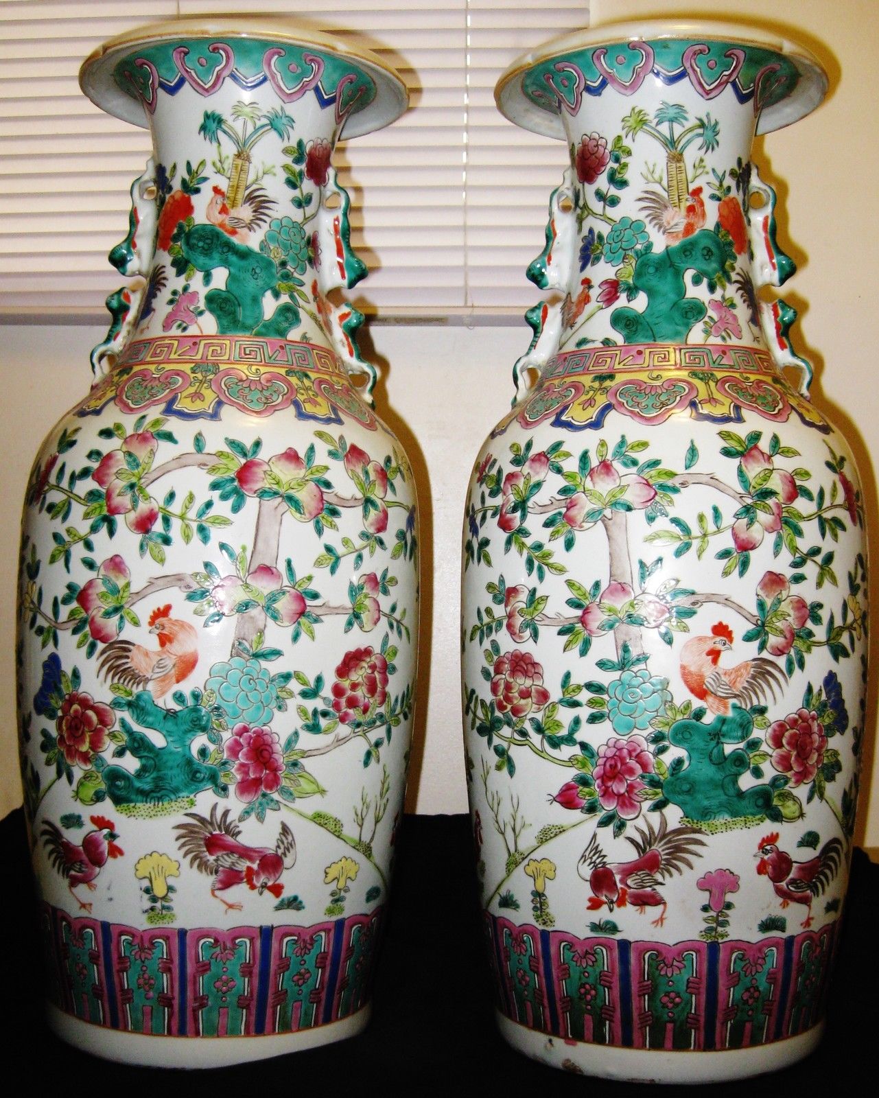 Pair Antique Huge Chinese Polychrome Hand Painting Porcelain Vase,19th Century.